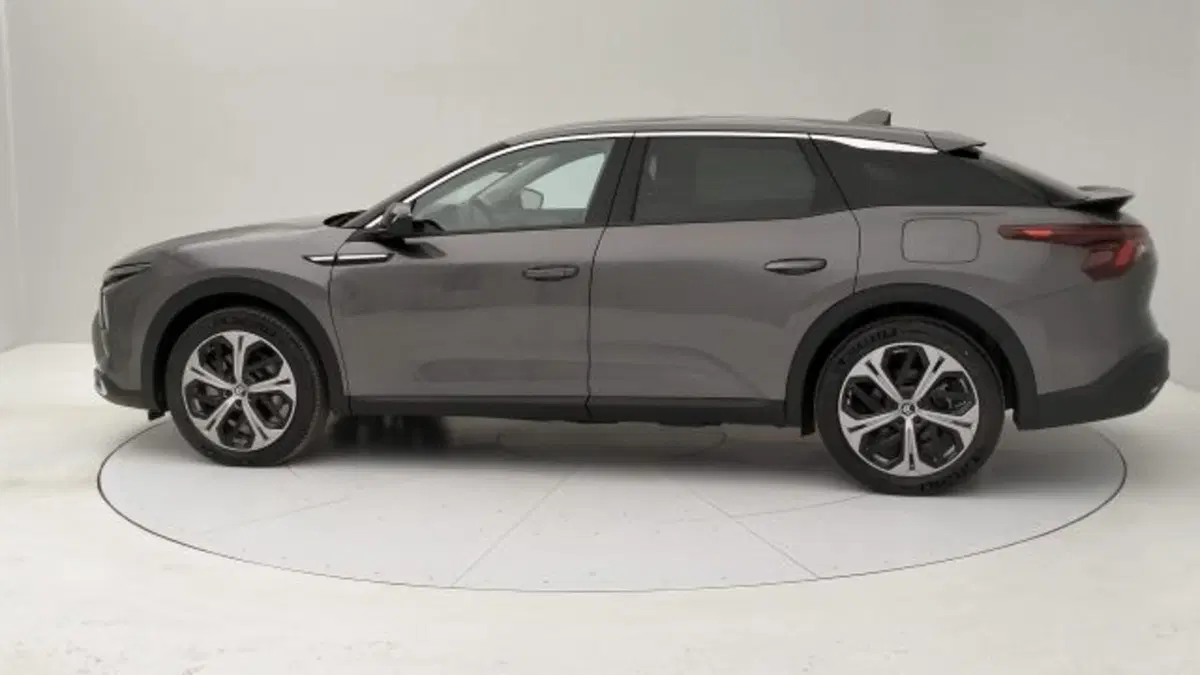 Citroen C5 X nuova a Torino (4)