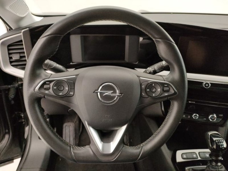 Opel Mokka usata a Torino (12)