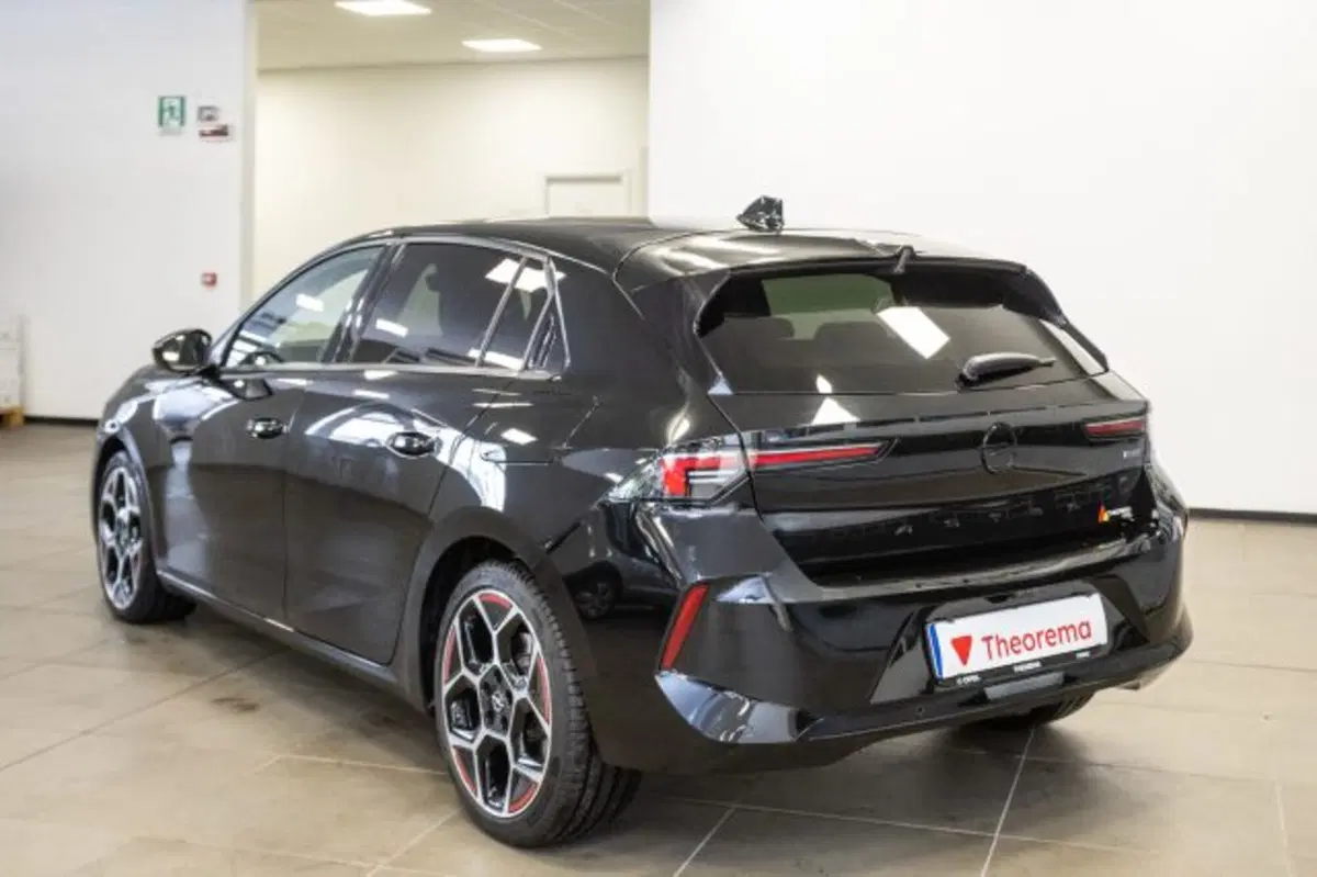 Opel Astra usata a Torino (3)