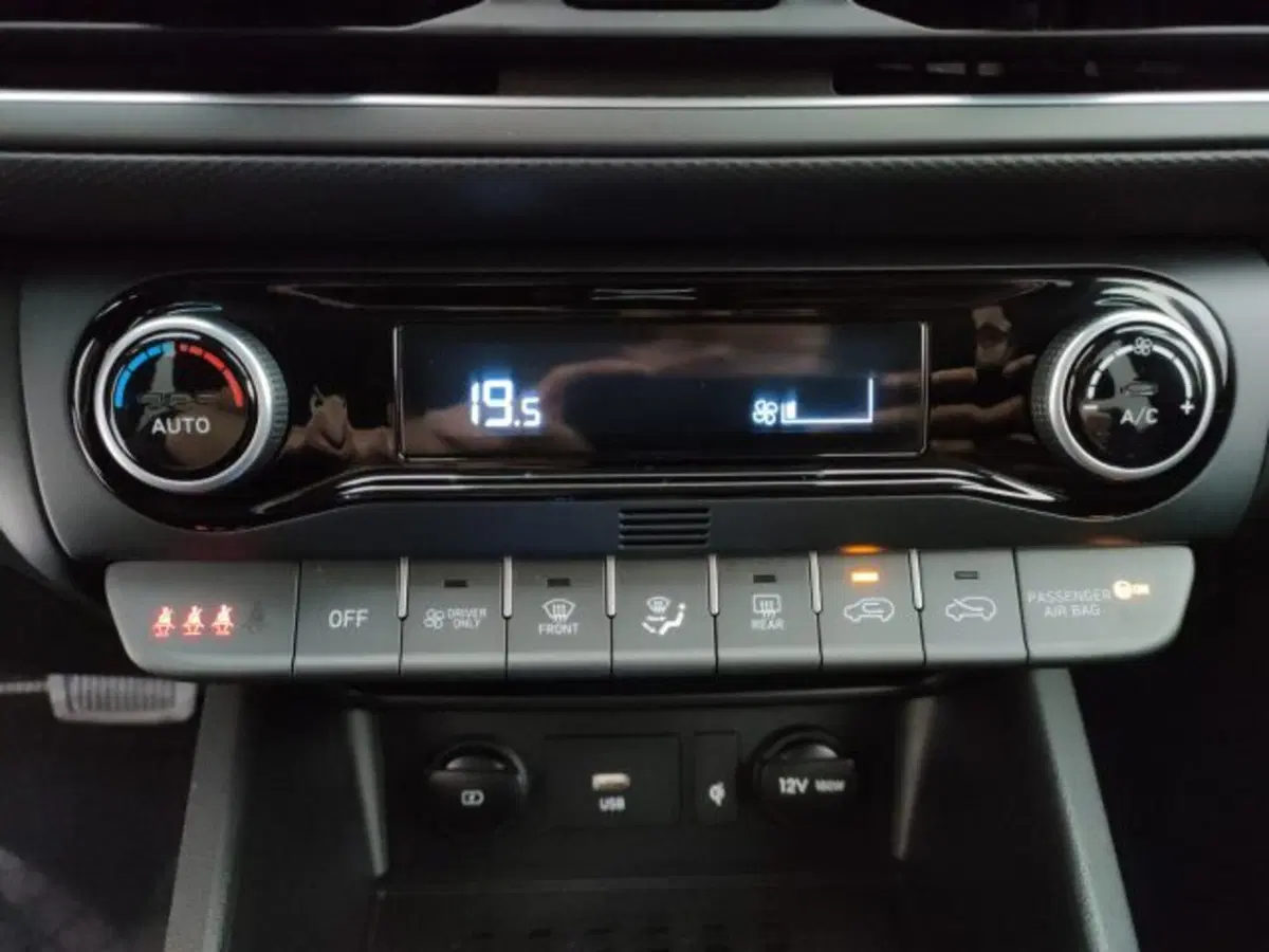 Hyundai Kona usata a Torino (16)