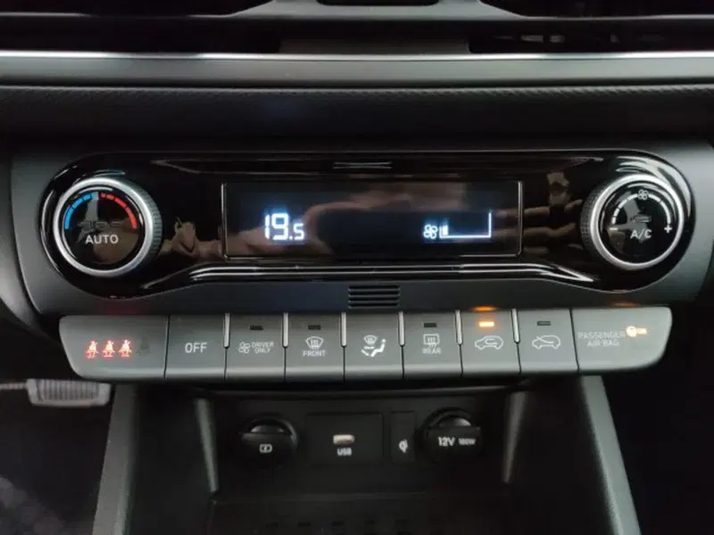 Hyundai Kona usata a Torino (16)