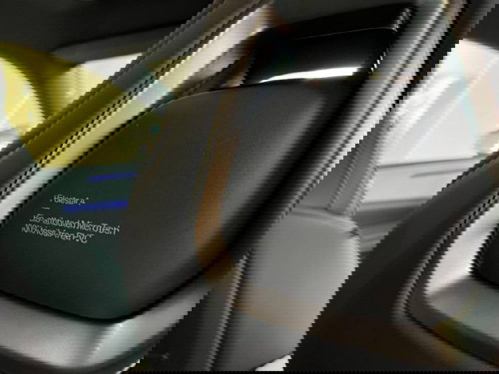 Polestar Polestar 4 nuova a Modena (13)