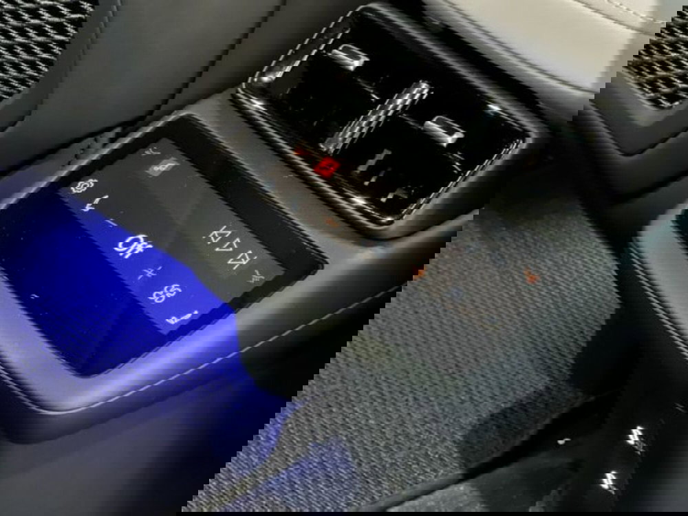 Polestar Polestar 4 nuova a Modena (14)