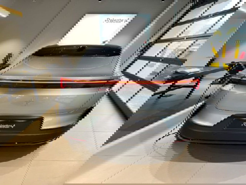 Polestar Polestar 4 nuova a Modena (4)