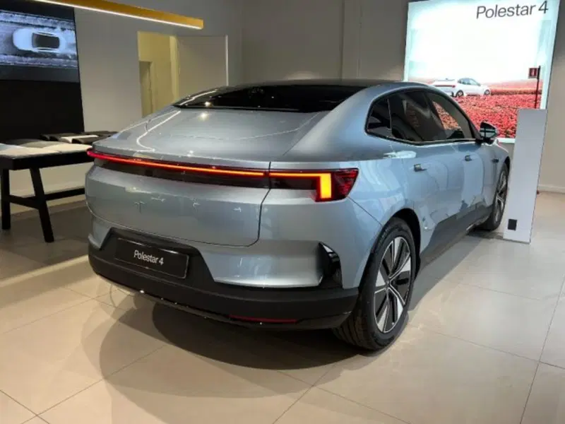 Polestar Polestar 4 nuova a Modena (5)