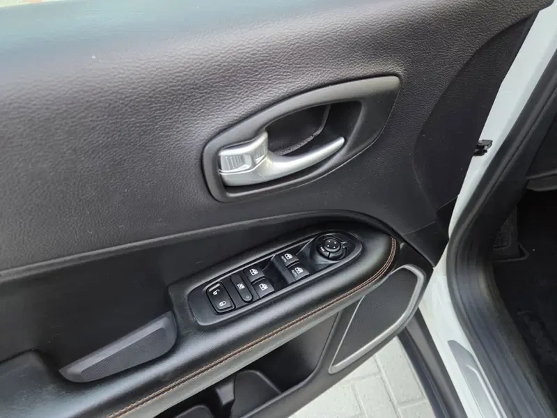 Jeep Compass usata a Torino (20)