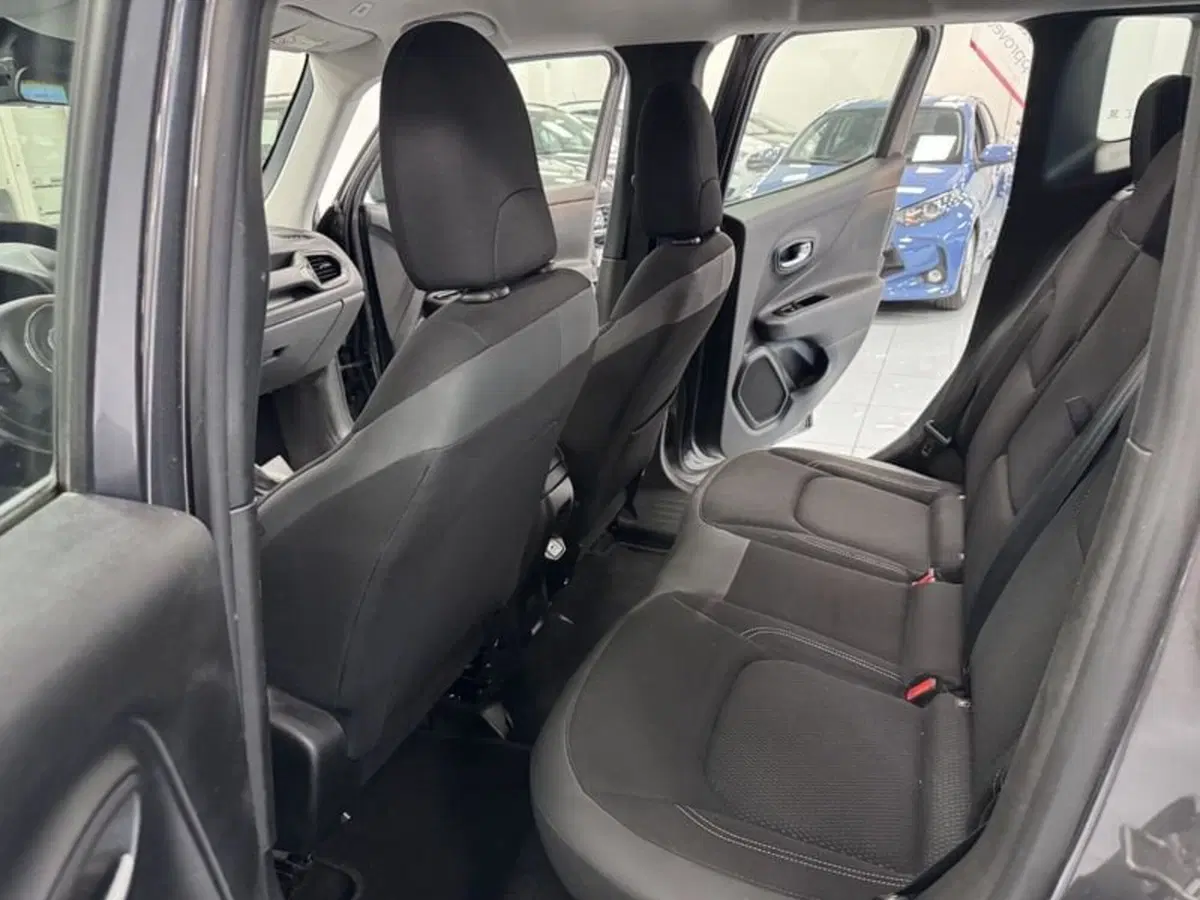 Jeep Renegade usata a Prato (9)