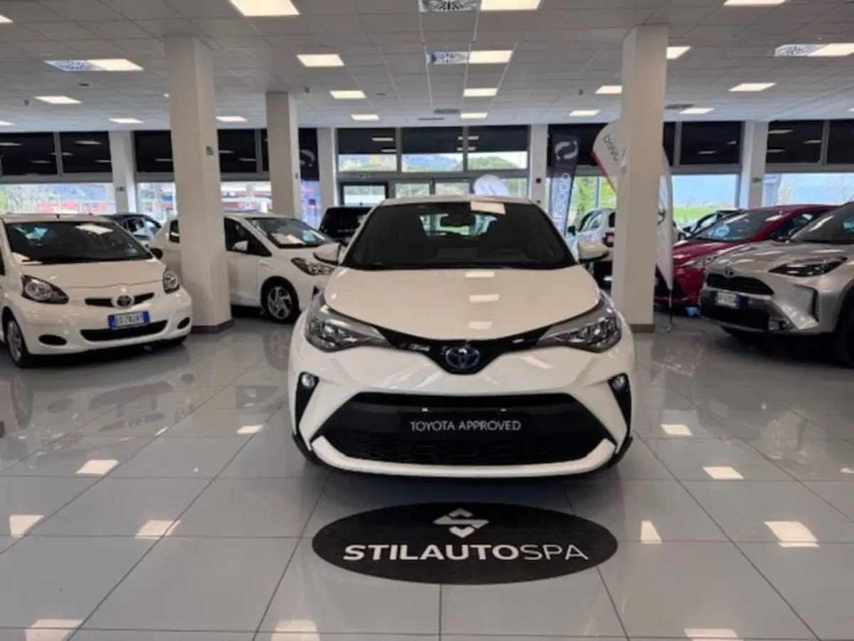 Toyota Toyota C-HR usata a Prato (2)