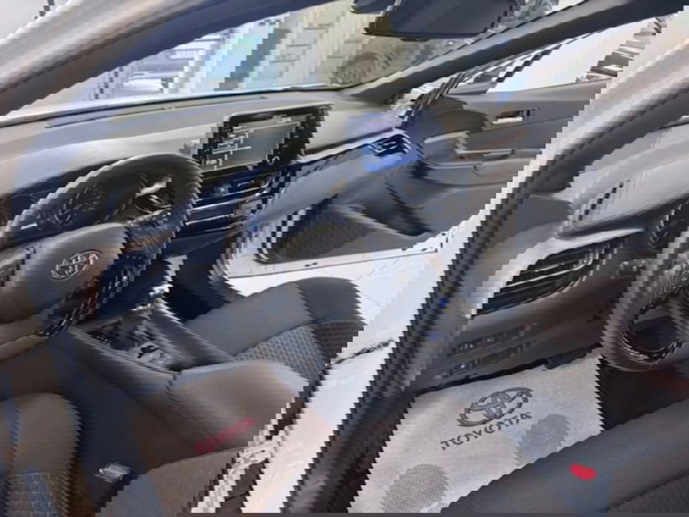 Toyota Toyota C-HR usata a Prato (7)