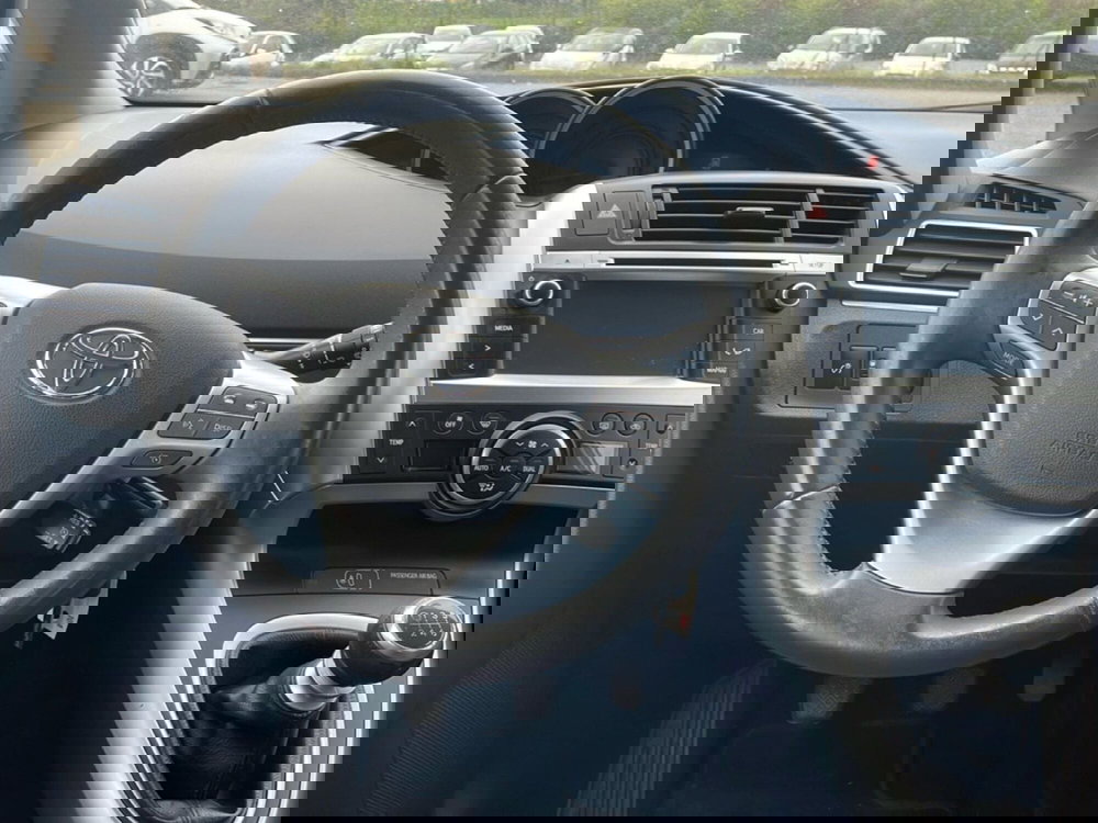 Toyota Verso usata a Piacenza (15)