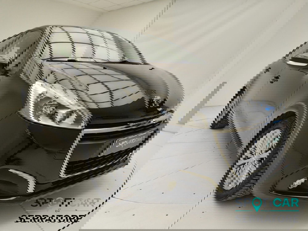 Peugeot 208 usata a Como (3)