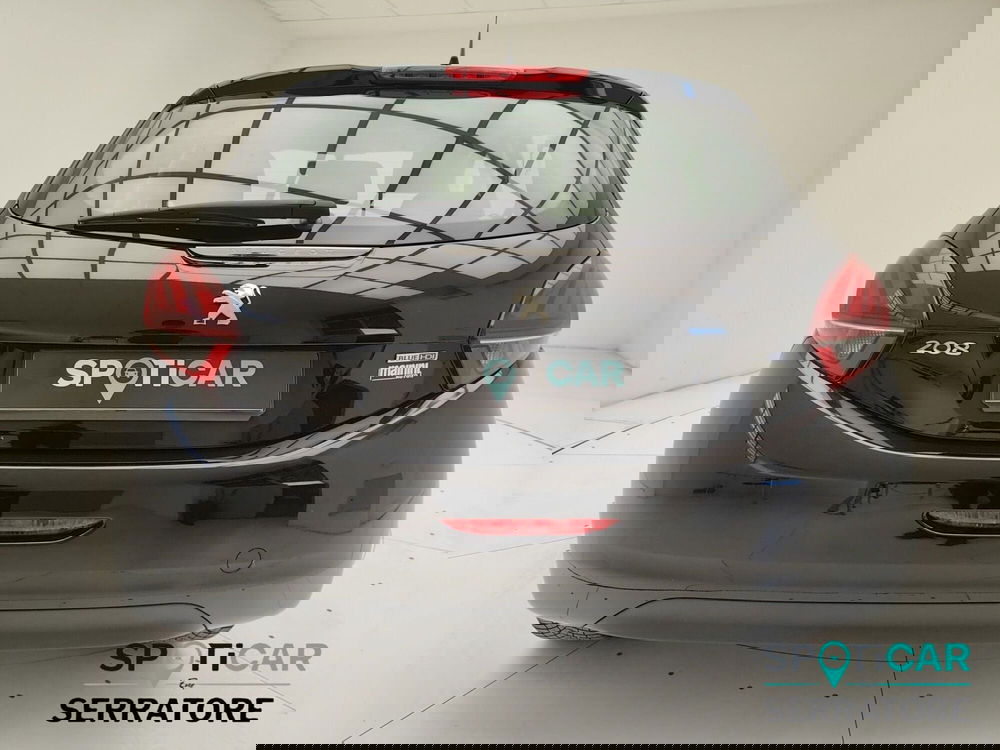 Peugeot 208 usata a Como (5)