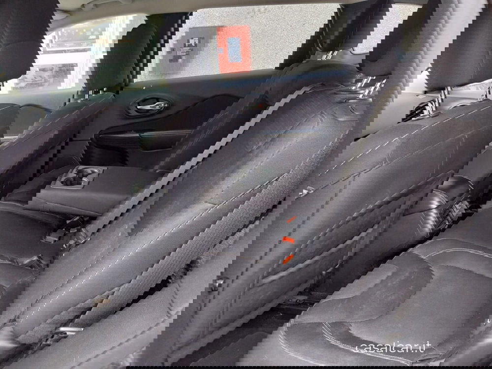 Jeep Cherokee usata a Salerno (17)