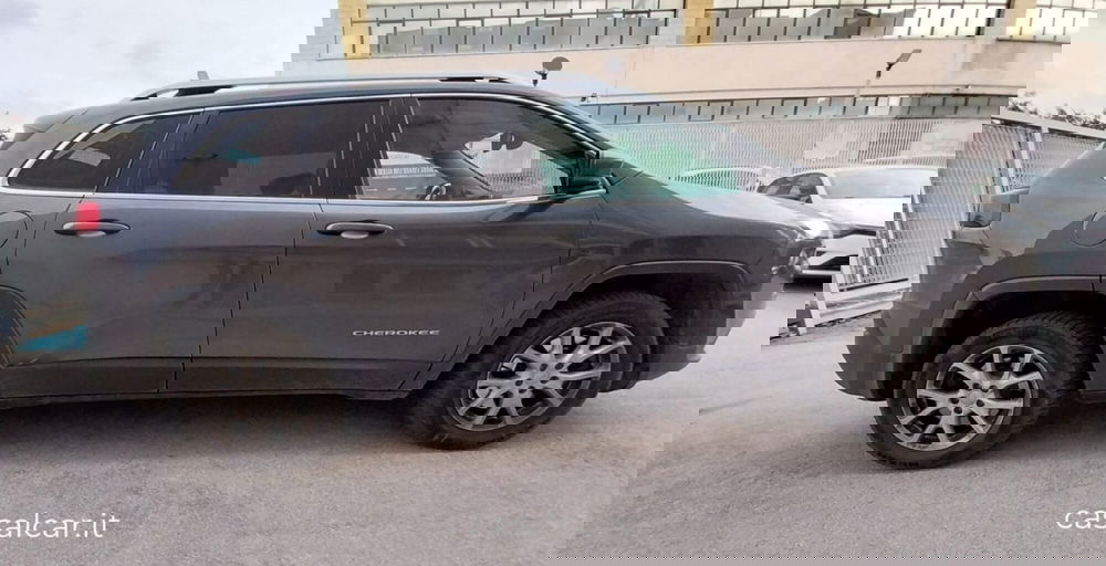 Jeep Cherokee usata a Salerno (5)