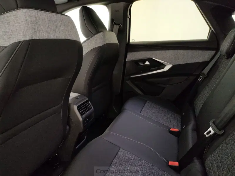 Peugeot 3008 nuova a Caserta (15)