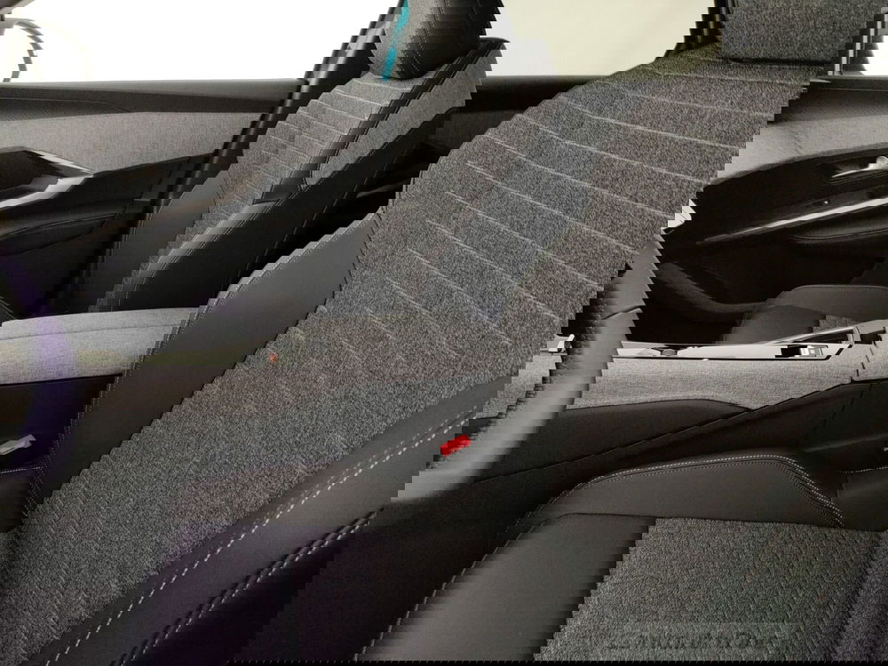 Peugeot 3008 nuova a Caserta (19)