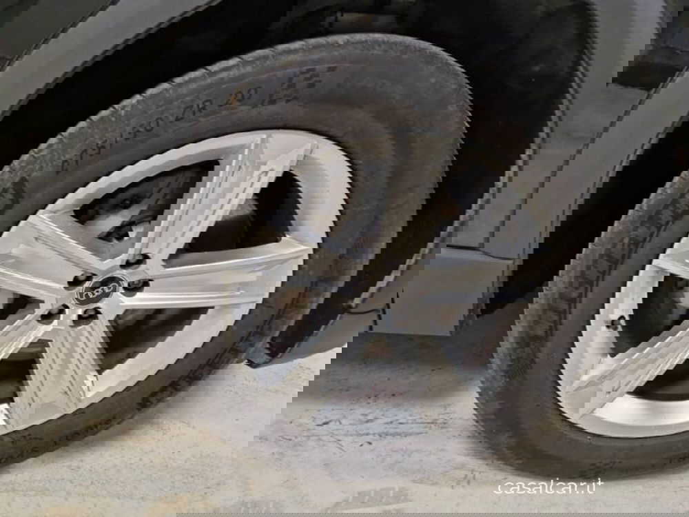 Audi Q8 usata a Salerno (17)