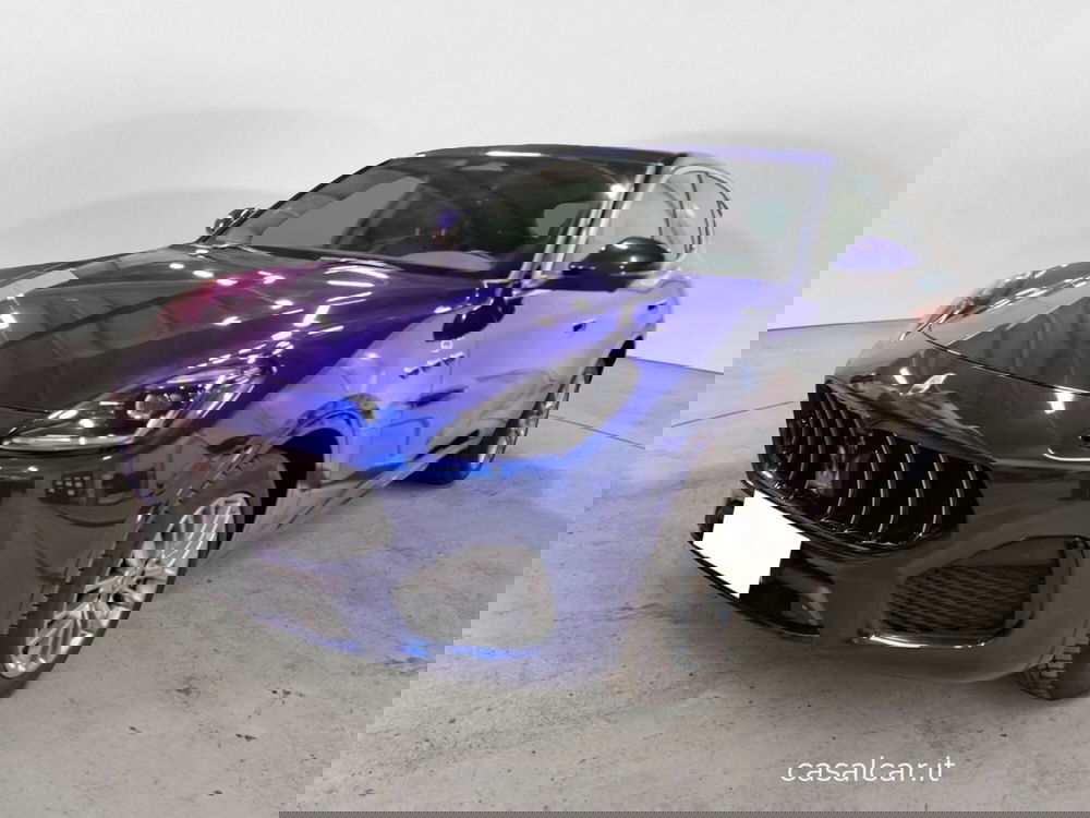 Maserati Grecale usata a Salerno