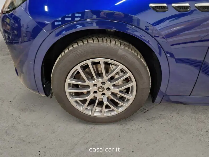 Maserati Grecale usata a Salerno (18)