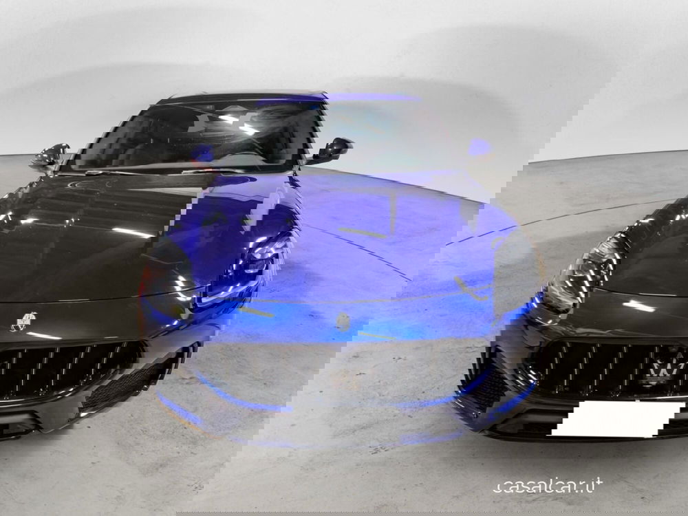 Maserati Grecale usata a Salerno (2)