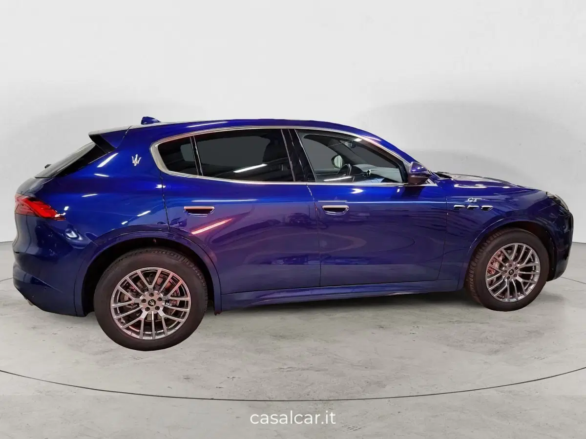 Maserati Grecale usata a Salerno (5)