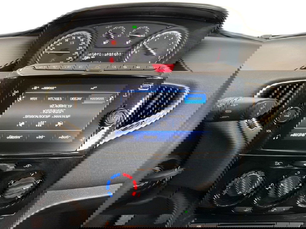 Lancia Ypsilon usata a Torino (12)