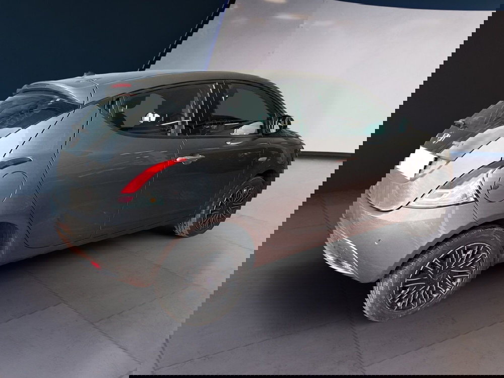 Lancia Ypsilon usata a Torino (4)