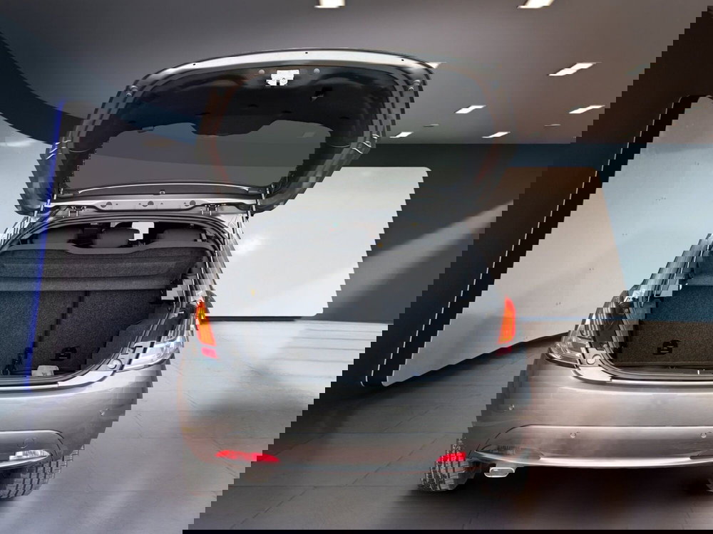 Lancia Ypsilon usata a Torino (7)