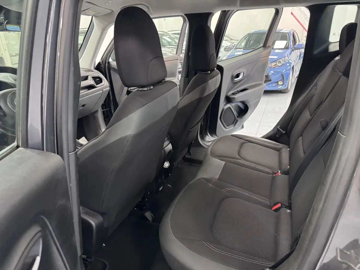 Jeep Renegade usata a Prato (9)
