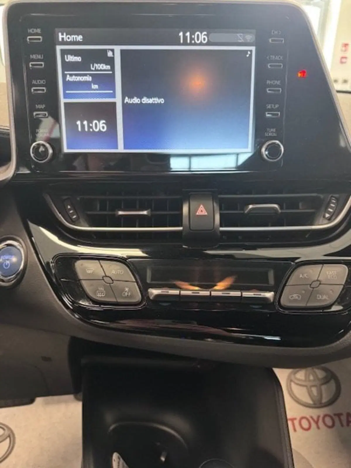 Toyota Toyota C-HR usata a Prato (13)
