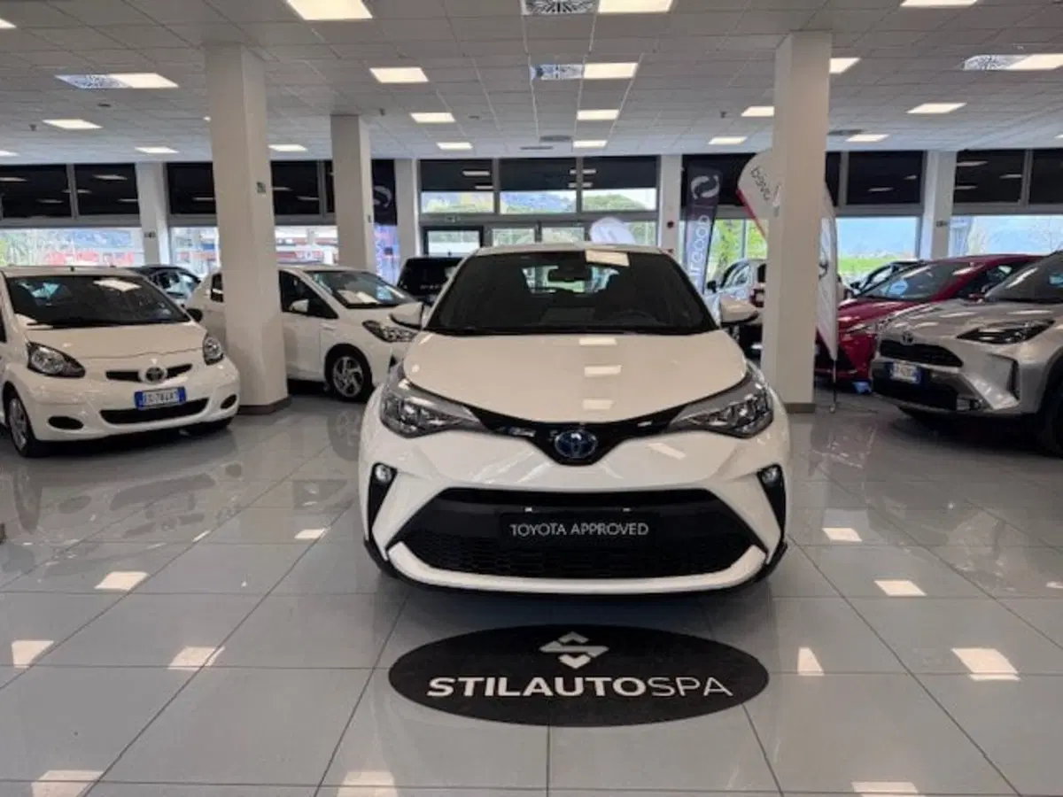 Toyota Toyota C-HR usata a Prato (2)