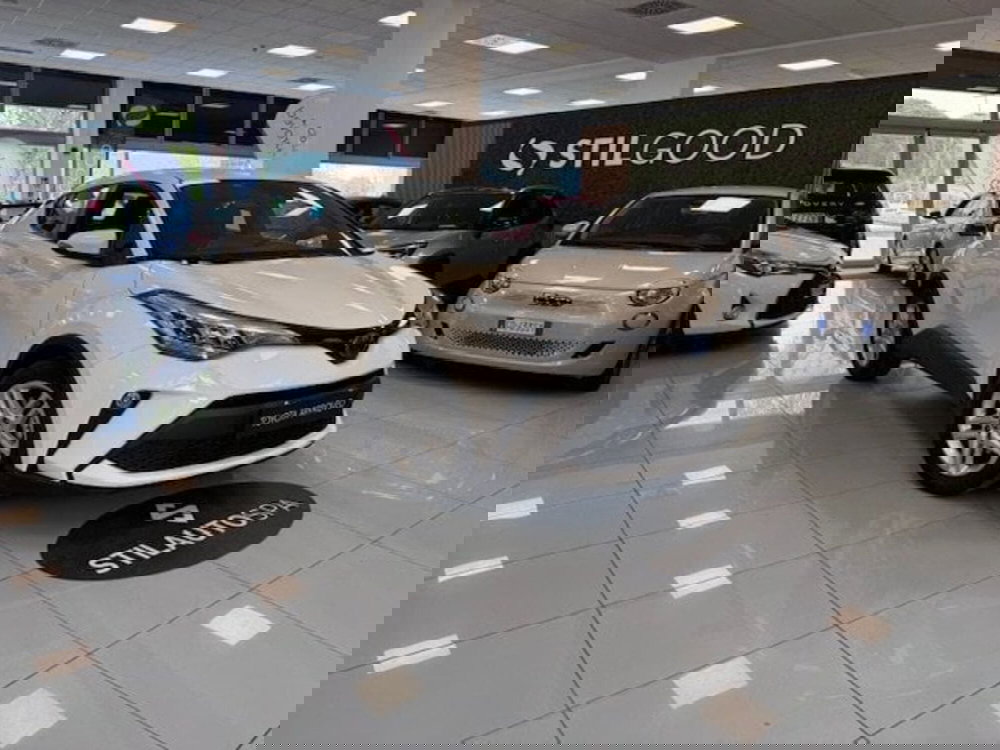 Toyota Toyota C-HR usata a Prato (3)