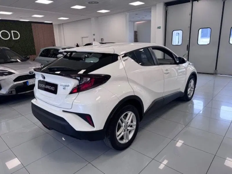 Toyota Toyota C-HR usata a Prato (4)