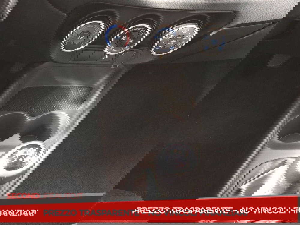 Toyota Aygo X usata a Roma (17)