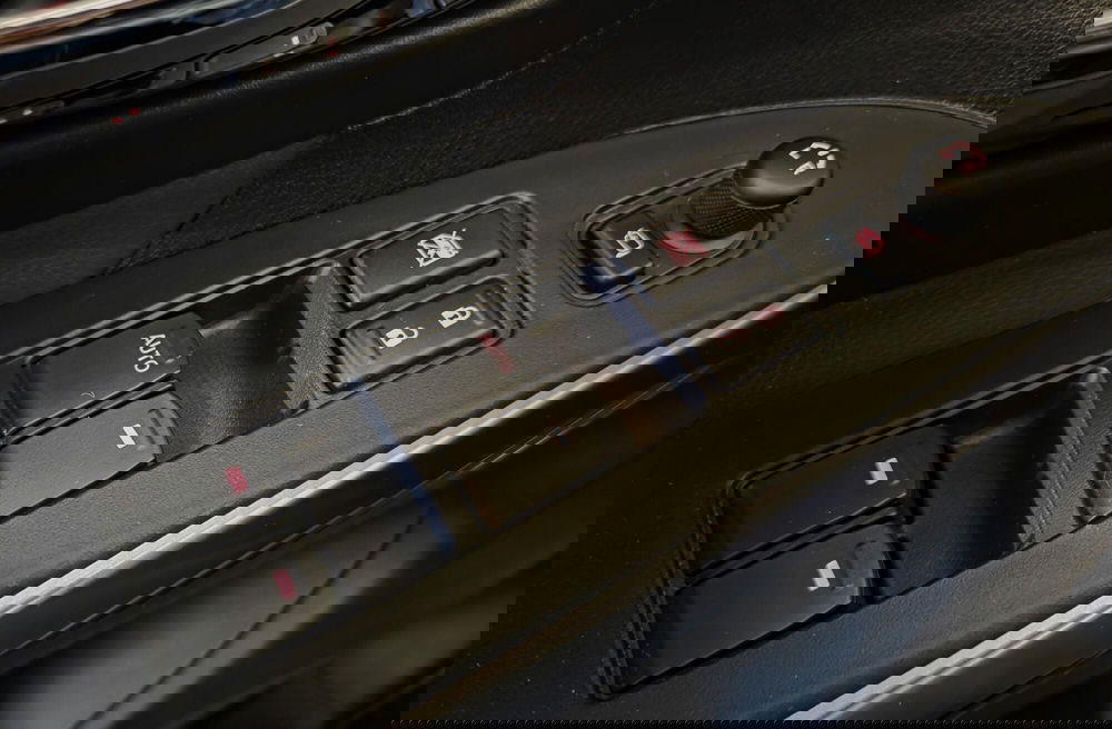 Suzuki S-Cross usata a Pavia (16)