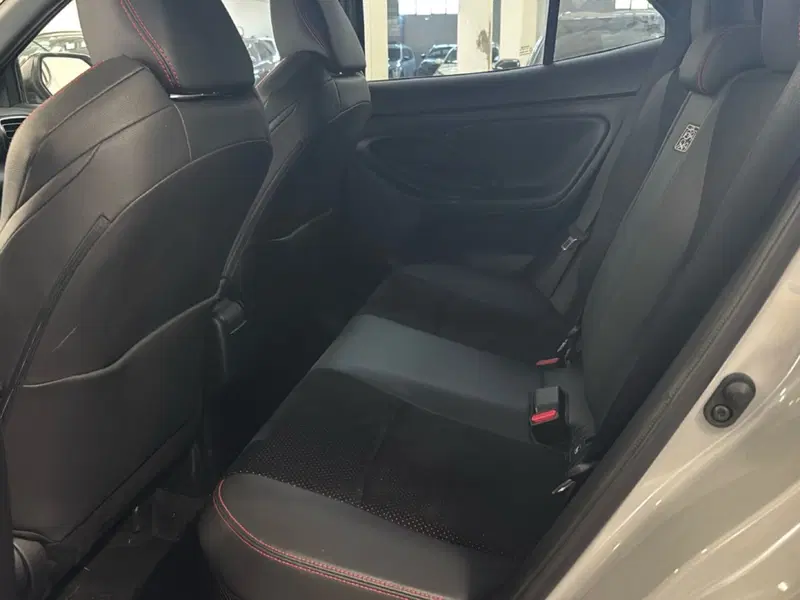 Toyota Yaris Cross usata a Bologna (9)