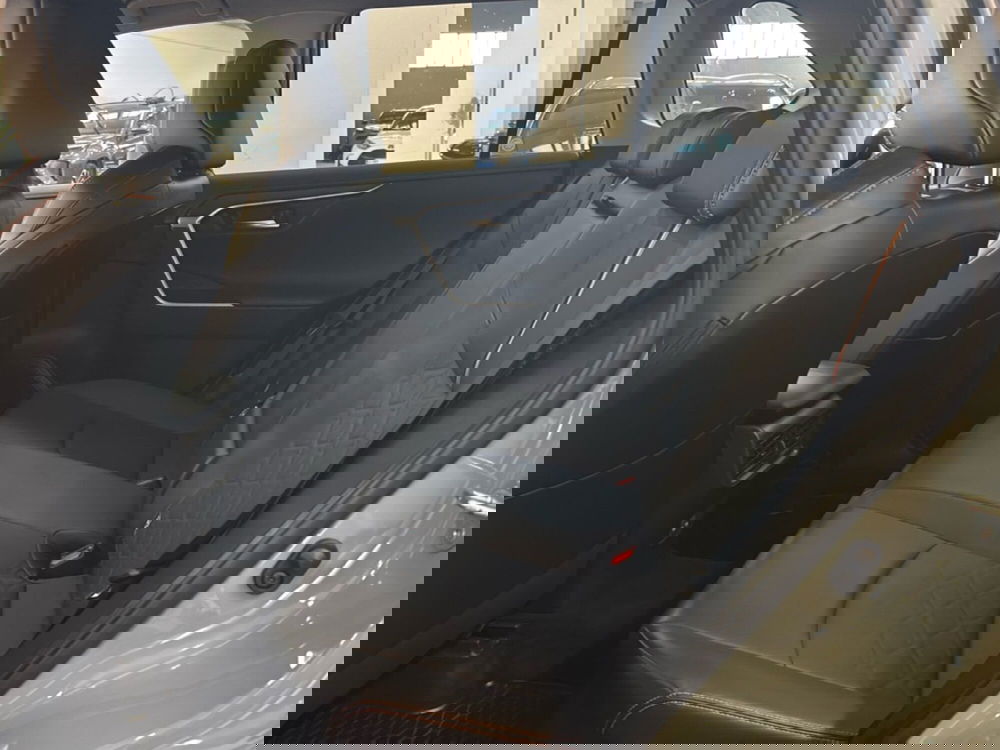 Toyota Rav4 usata a Modena (9)