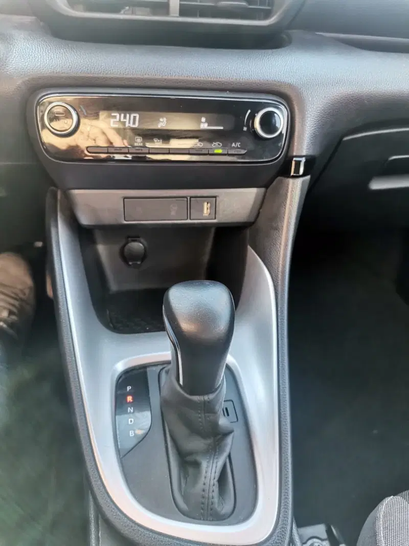 Toyota Yaris usata a Forlì-Cesena (18)