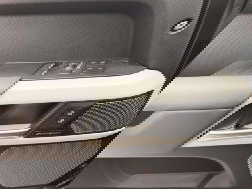 Land Rover Defender usata a Siena (10)