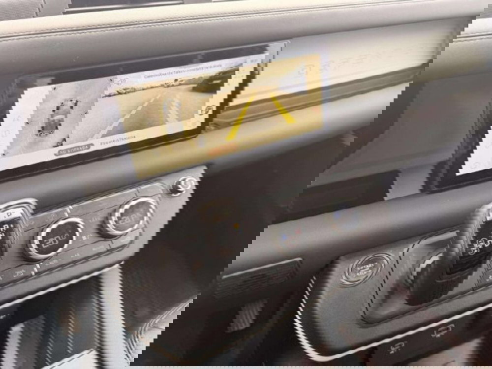 Land Rover Defender usata a Siena (11)