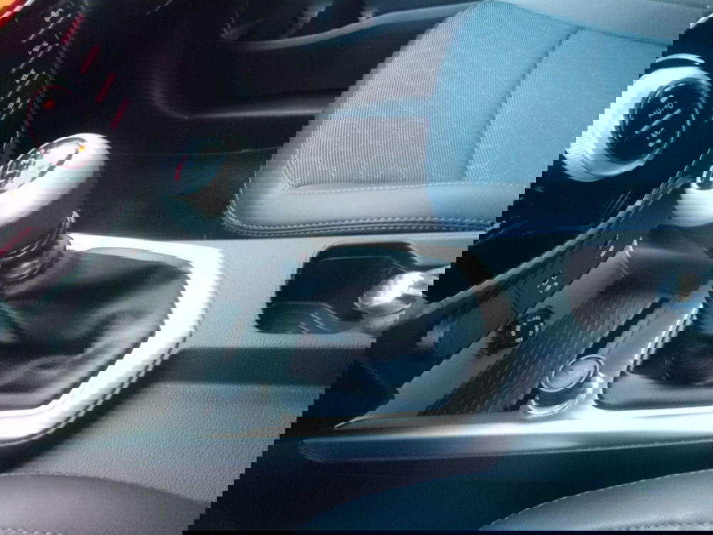 Ssangyong Tivoli usata a Pordenone (12)