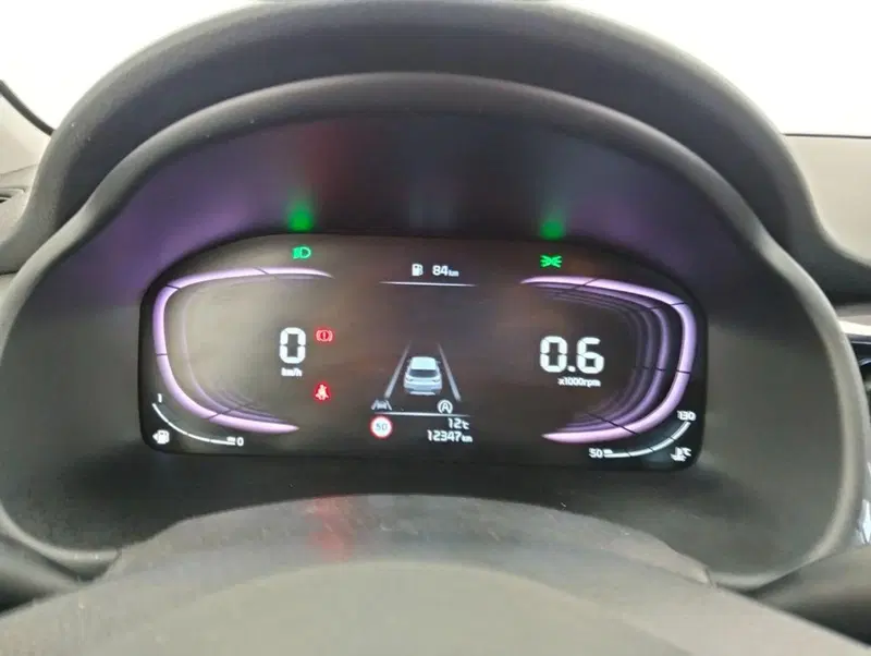 Kia Stonic usata a Como (11)
