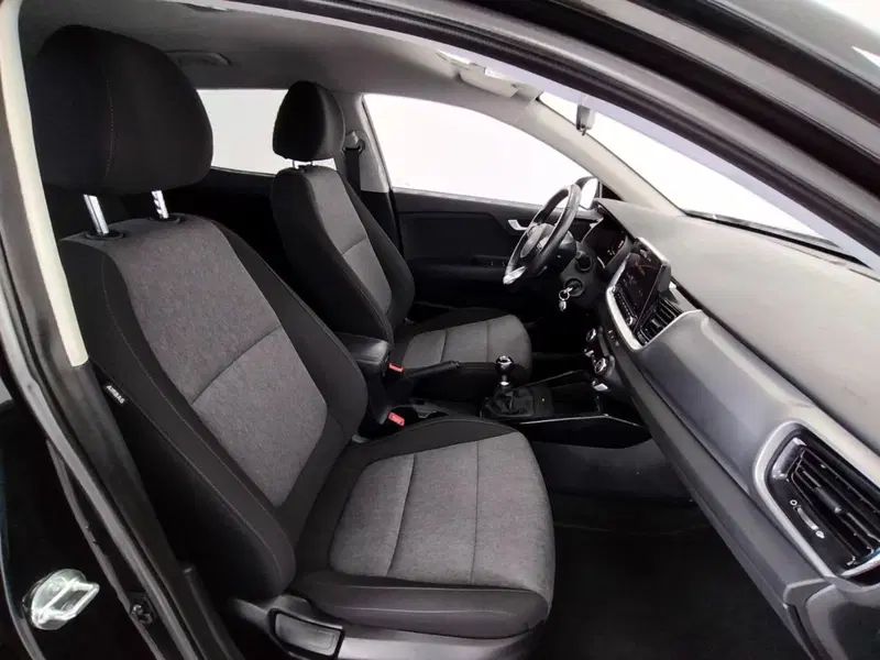 Kia Stonic usata a Como (3)