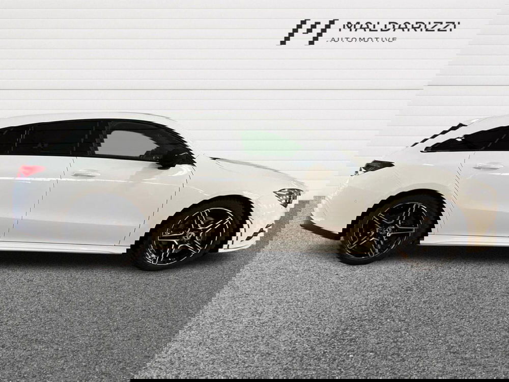 Mercedes-Benz CLA Shooting Brake usata a Bari (5)