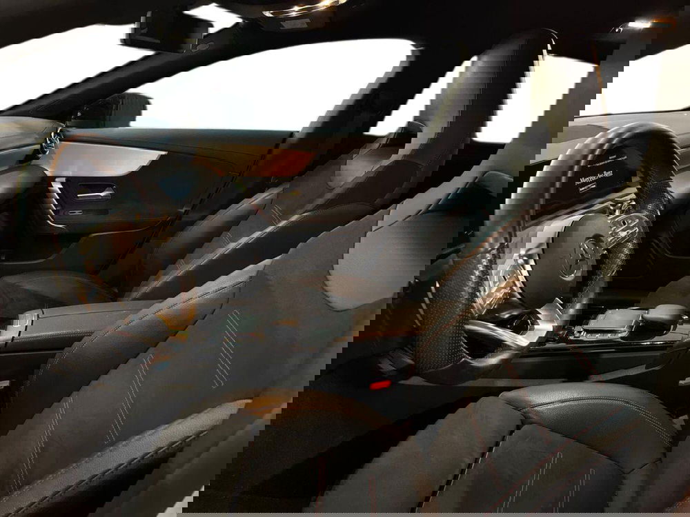 Mercedes-Benz CLA Shooting Brake usata a Bari (7)