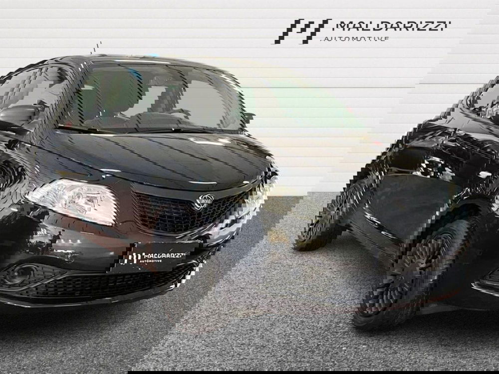 Lancia Ypsilon usata a Bari