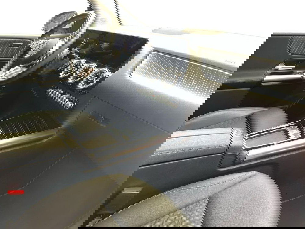 Mercedes-Benz Classe B usata a Bari (9)