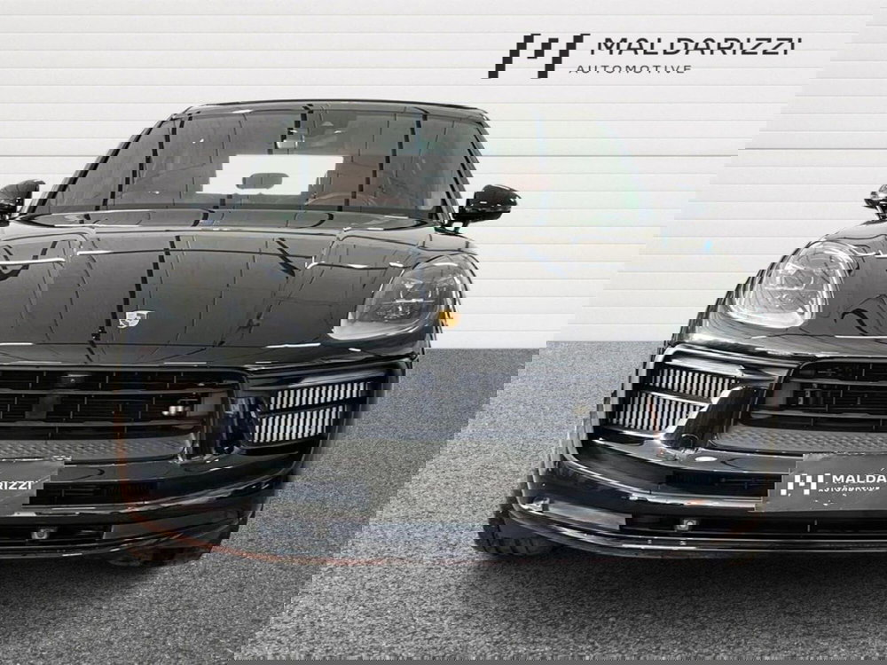 Porsche Macan usata a Bari (2)