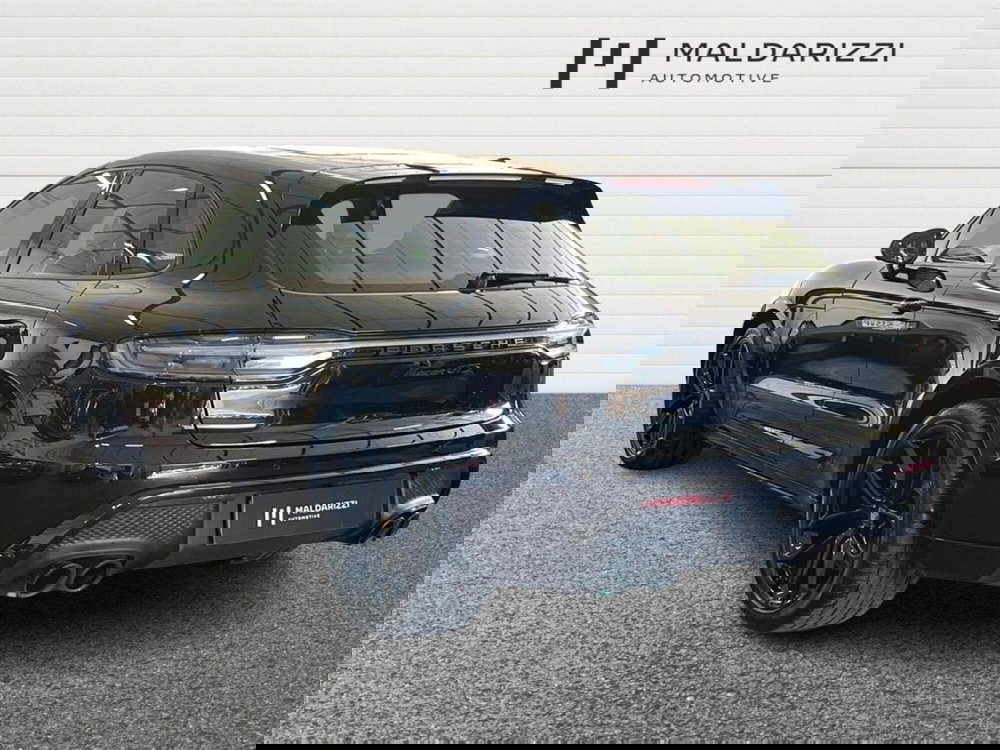 Porsche Macan usata a Bari (4)