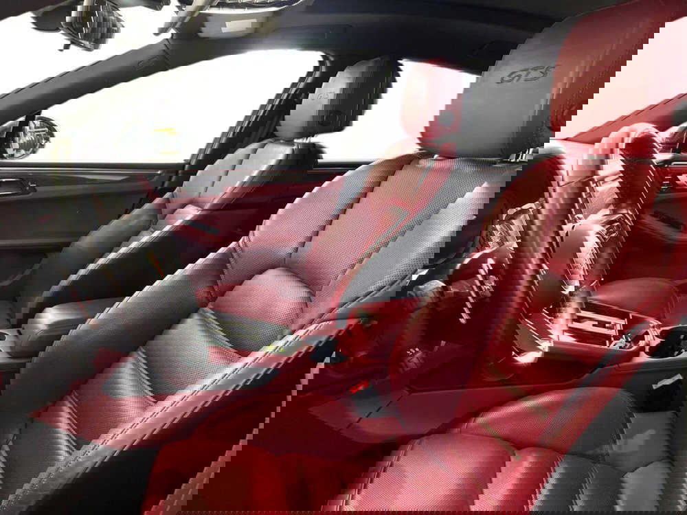 Porsche Macan usata a Bari (7)